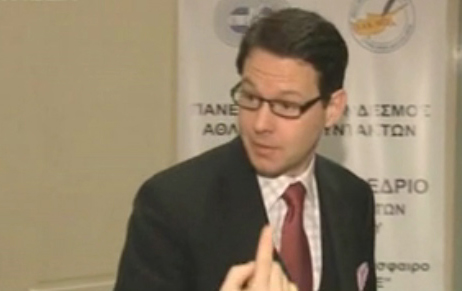 Ο συγγραφέας του βιβλίου «Τα στημένα» μιλάει για την κρίση στο ποδόσφαιρο