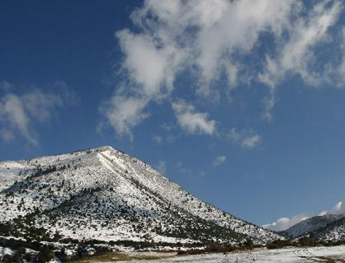Αλλάζει ο καιρός με τσουχτερό κρύο, θυελλώδεις ανέμους και χιόνια