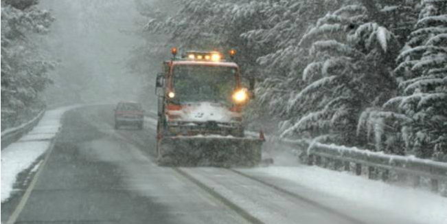 Εντονες χιονοπτώσεις σε ολόκληρη τη χώρα