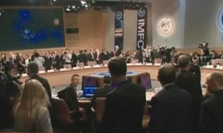 ΔΝΤ: Πρόγραμμα υψηλού ρίσκου το ελληνικό