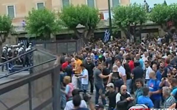 Το χρονικό των επεισοδίων στο Σύνταγμα