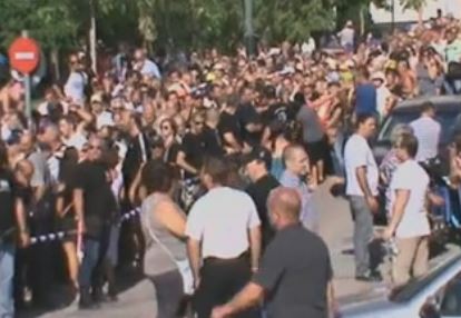 Σφοδρές αντιδράσεις και προβληματισμός για τα συσσίτια της Χρυσής Αυγής