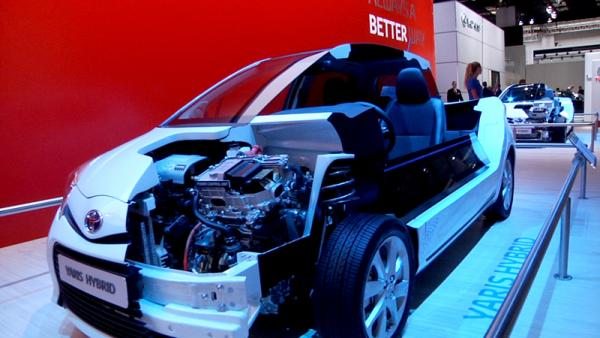 65η Έκθεση Αυτοκινήτου Φρανκφούρτης: Toyota Yaris Hybrid