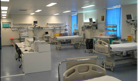 Ιδιώτες γιατροί θα καλύπτουν τα κενά στα δημόσια νοσοκομεία