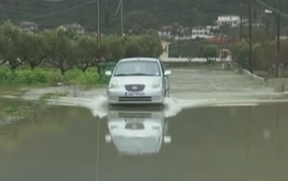 Πλημμύρες και κατολισθήσεις χτύπησαν τη Ζάκυνθο