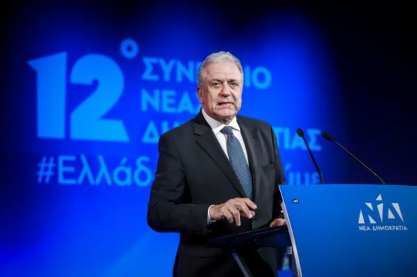 Αβραμόπουλος: Οι λαϊκιστές μάς οδηγούν σε σκοτεινές σελίδες της ευρωπαϊκής ιστορίας