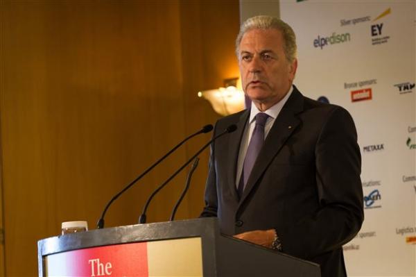 Ο Δημήτρης Αβραμόπουλος θα είναι ο επόμενος επίτροπος της Ελλάδας