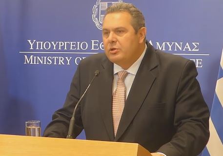 Καμμένος: Υποχρέωση του κράτους η κατασκευή hot spots
