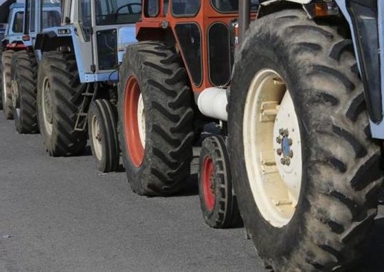 Με άμυνα «ζώνης» περιμένει τους αγρότες η αστυνομία στην Αθήνα