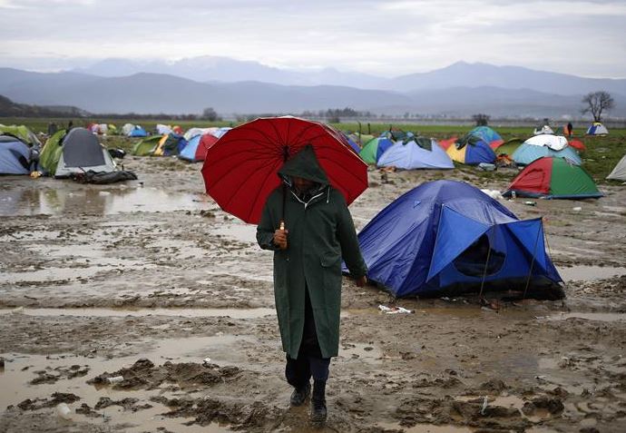 Απελπισία στην Ειδομένη: Λασπότοπος και κλειστά σύνορα