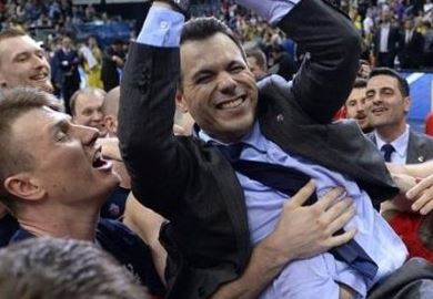 Εντυπωσιακή υποδοχή για τον Δ.Ιτούδη και τους παίκτες της ΤΣΣΚΑ στη Μόσχα