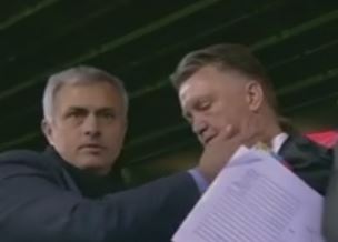 Πρέμιερ Λιγκ: «Πάγωσε» την Τσέλσι στο 94′ ο Φαν Πέρσι