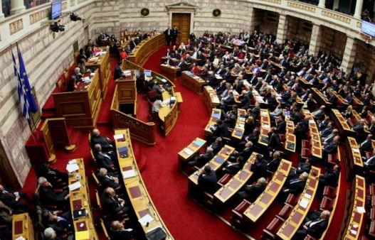 Βουλή: Πέρασε η τροπολογία για το τζαμί