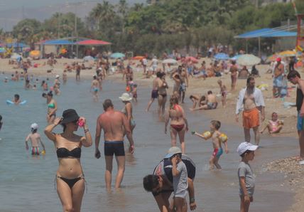 Διακοπές στην… Αθήνα, λόγω κρίσης