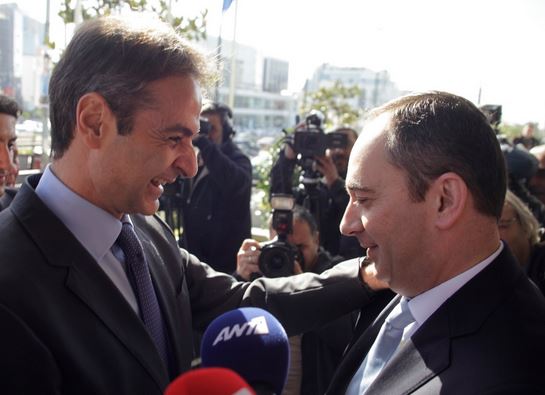 Αναλαμβάνει την προεδρία της Νέας Δημοκρατίας ο Κυριάκος Μητσοτάκης