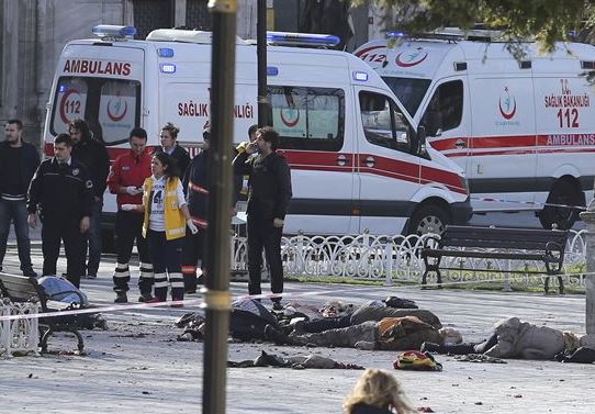 Ισχυρή έκρηξη στο παλιό κέντρο της Κωνσταντινούπολης με νεκρούς και τραυματίες