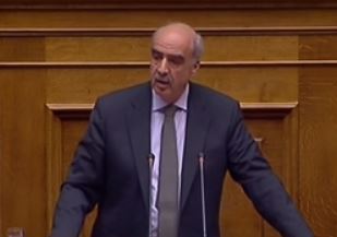 Άγρια κόντρα στη Βουλή για τη μομφή σε βάρος του Βαγγέλη Μεϊμαράκη