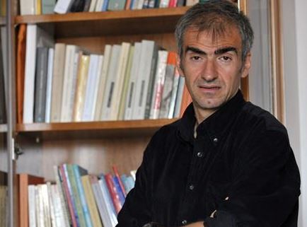 Επίθεση από αγνώστους στον καθηγητή Νίκο Μαραντζίδη