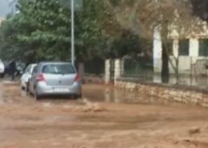 Σοβαρά προβλήματα από την κακοκαιρία σε δυτική και βόρεια Ελλάδα