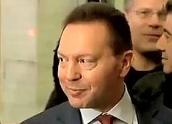 Νέα επίθεση στον Γιάννη Στουρνάρα