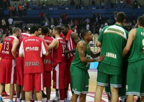 Ο Ολυμπιακός «πέρασε» από το ΟΑΚΑ και «αγκάλιασε» τον τίτλο