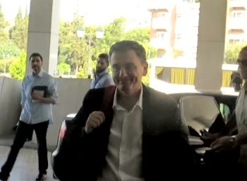 Συνάντηση «γνωριμίας» του κουαρτέτου με Τσακαλώτο και Σταθάκη