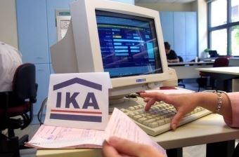 Τριπλό «ψαλίδι» σε κύριες και επικουρικές συντάξεις