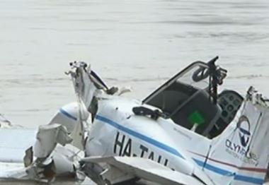 Εκπαιδευτικό αεροσκάφος κατέπεσε στον ποταμό Αξιό