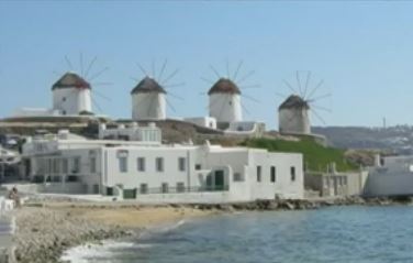 Η Σαντορίνη το καλύτερο νησί του κόσμου, σύμφωνα με το Τravel and Leisure