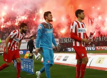 Κύπελλο Ελλάδος: ΑΕΚ – Ολυμπιακός 0 – 1 – Διεκόπη οριστικά το ματς, στο 89′