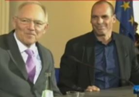 Συνεχίζει να απασχολεί τα διεθνή ΜΜΕ ο Γ.Βαρουφακης