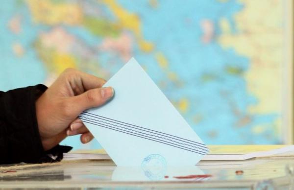 Στην τελική ευθεία και για τις κάλπες της Κυριακής