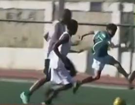 Βραζιλία: Μπάλα και σάμπα στη φαβέλα Μανγκέιρα