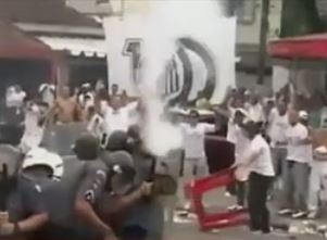 Βραζιλία: Απίστευτα επεισόδια στο ντέρμπι της Σάντος με την Κορίνθιας