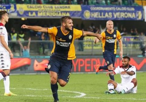 Με «κεραυνό» του Ταχτσίδη στο 89′ νίκησε η Βερόνα