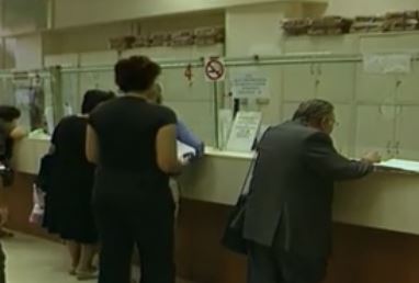 «Όχι» μειώσεις στο Ασφαλιστικό και αλλαγές στα εργασιακά το μήνυμα στην τρόικα