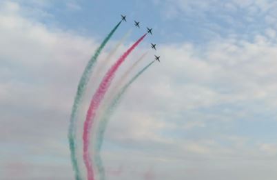 Εντυπωσιακές αεροπορικές επιδείξεις στον Φλοίσβο