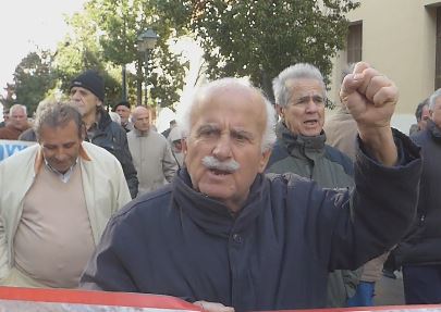 Ένταση στην πορεία συνταξιούχων στο κέντρο της Αθήνας