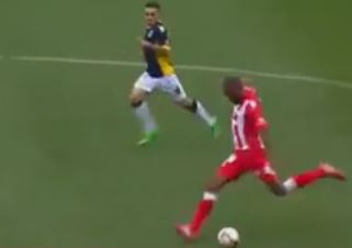 Ο Ένχελααρ «μιμήθηκε» τον Ρούνεϊ