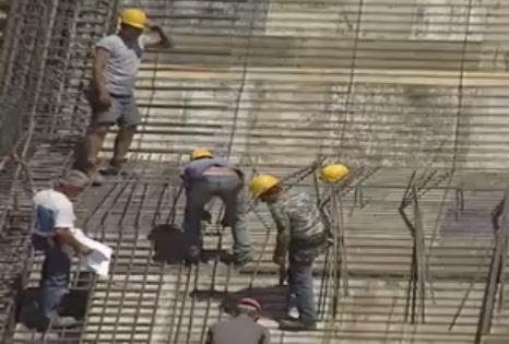 Κατακόρυφη μείωση της αγοραστικής δύναμης