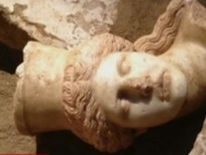 Αμφίπολη: Νέος γρίφος για τους αρχαιολόγους η κεφαλή της Σφίγγας