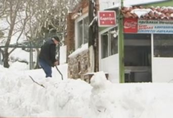 Στην κατάψυξη μπαίνει και πάλι η χώρα
