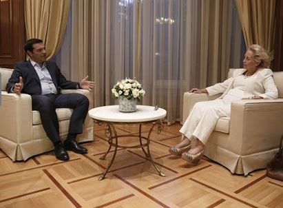 Τελετή παραλαβής – παράδοσης από τον Αλ.Τσίπρα στην Β.Θάνου