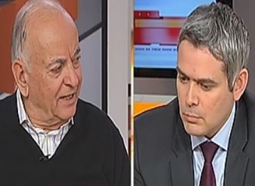 «Κόντρα» Θεωνά – Καραγκούνη για τις περικοπές στις συντάξεις