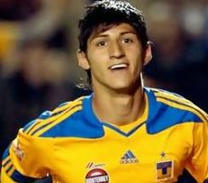 Πρώτη επιλογή για Πουλίδο ο Ολυμπιακός