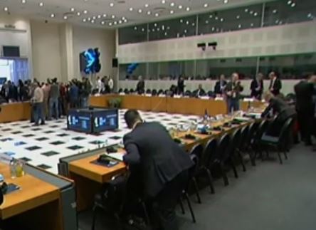 «Παράθυρο» για μειώσεις φόρων εως το Φθινόπωρο