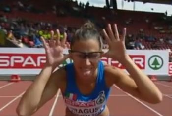 Απρόοπτα και παράξενα στιγμιότυπα από το 2014