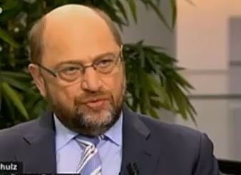 Σουλτς: Ο Σόιμπλε είναι ανοιχτός σε διάλογο για την ελάφρυνση του ελληνικού χρέους