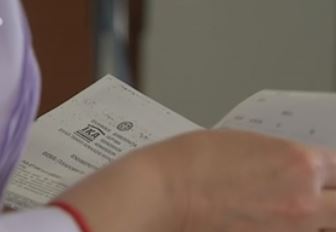 Νέος γύρος περικοπών στις επικουρικές συντάξεις