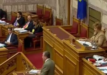 Ανέβηκαν οι τόνοι στη βουλή για τον… Κολοκοτρώνη